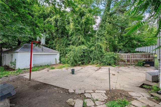 228 Para Avenue, Akron, OH 44305