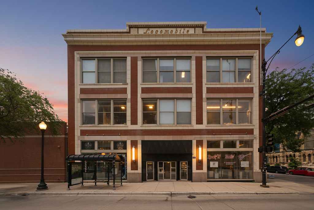 2000 S Michigan Avenue 103, Chicago, IL 60616