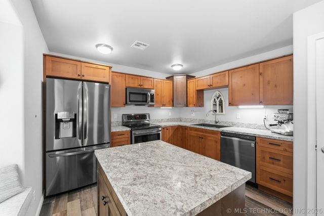 1209 W Inglewood Street, Broken Arrow, OK 74011