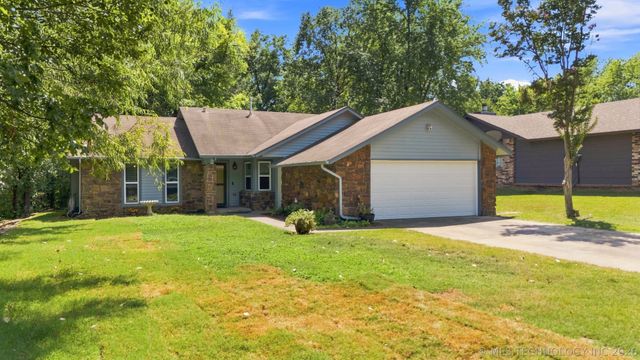 1209 W Inglewood Street, Broken Arrow, OK 74011