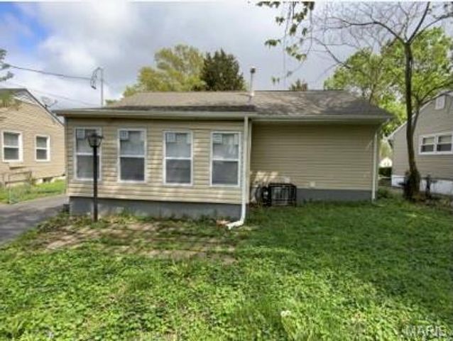 10539 Renfrew Drive, Riverview, MO 63137