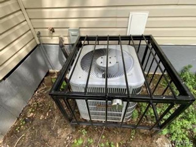 10539 Renfrew Drive, Riverview, MO 63137