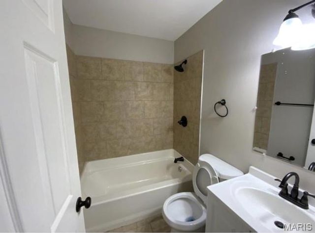 10539 Renfrew Drive, Riverview, MO 63137