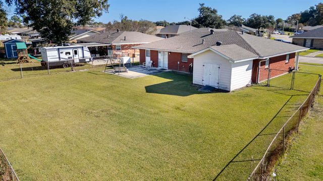 700 Mary Hughes Drive, Houma, LA 70363