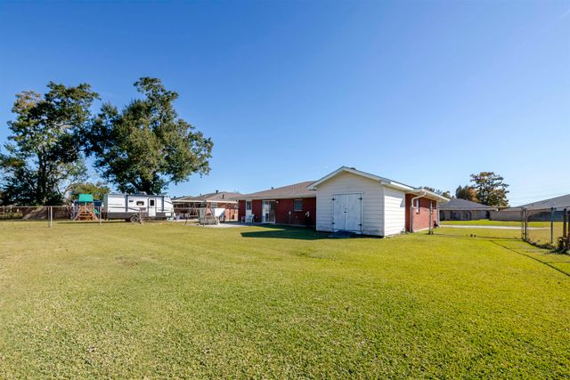 700 Mary Hughes Drive, Houma, LA 70363