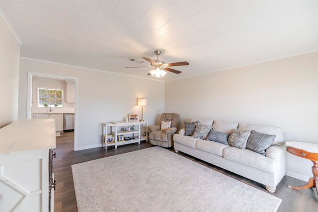 700 Mary Hughes Drive, Houma, LA 70363