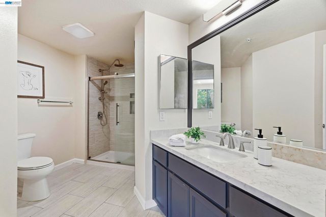 38740 Tyson Ln 213B, Fremont, CA 94536