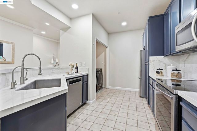 38740 Tyson Ln 213B, Fremont, CA 94536