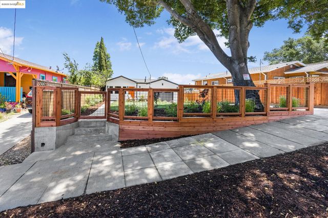 3436 Birdsall Ave, Oakland, CA 94619