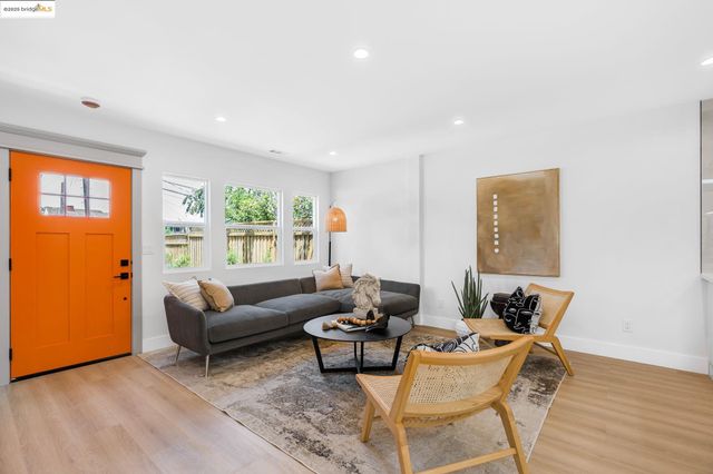 3436 Birdsall Ave, Oakland, CA 94619