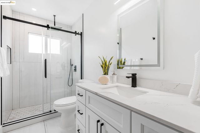 3436 Birdsall Ave, Oakland, CA 94619
