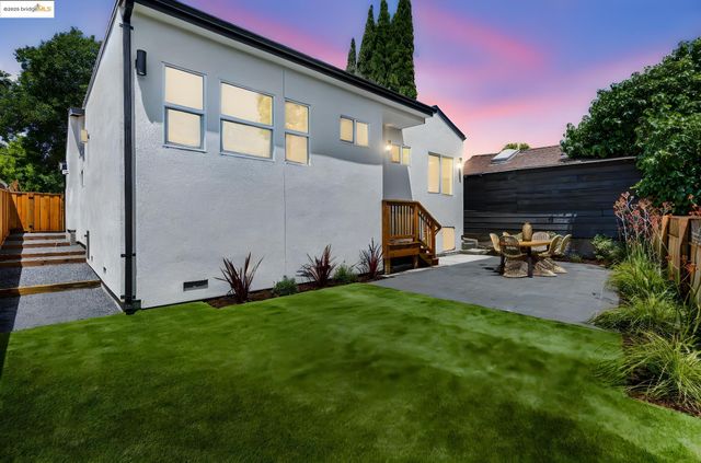 3436 Birdsall Ave, Oakland, CA 94619