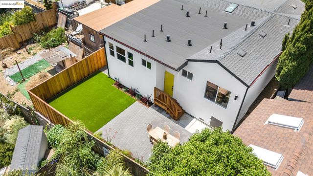 3436 Birdsall Ave, Oakland, CA 94619