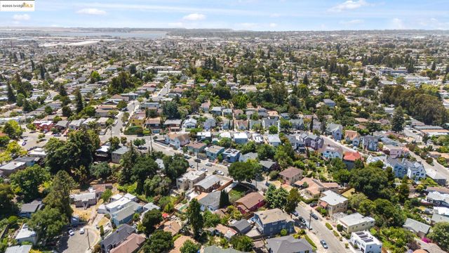 3436 Birdsall Ave, Oakland, CA 94619
