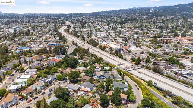 3436 Birdsall Ave, Oakland, CA 94619