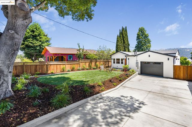 3436 Birdsall Ave, Oakland, CA 94619