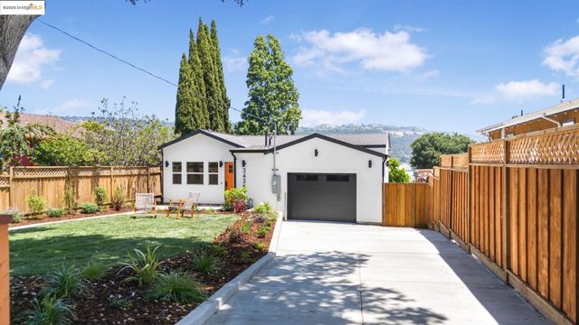 3436 Birdsall Ave, Oakland, CA 94619