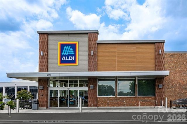 3298 Eller Drive Extension, Hickory, NC 28602