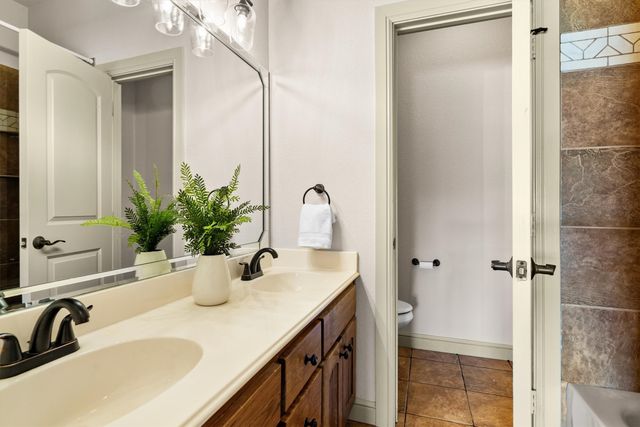 2705 Kerry Court, Denton, TX 76226