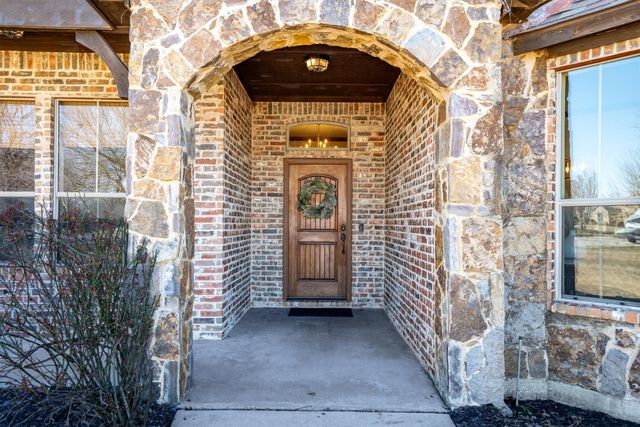 2705 Kerry Court, Denton, TX 76226