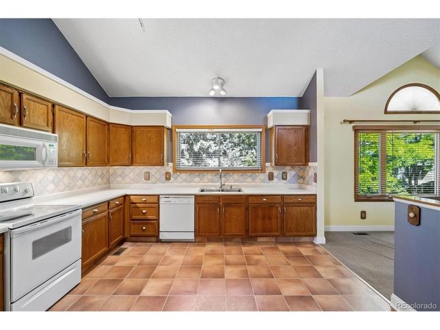 9379 Yale Ln, Littleton, CO 80130