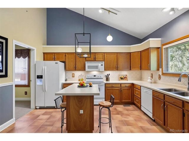 9379 Yale Ln, Littleton, CO 80130