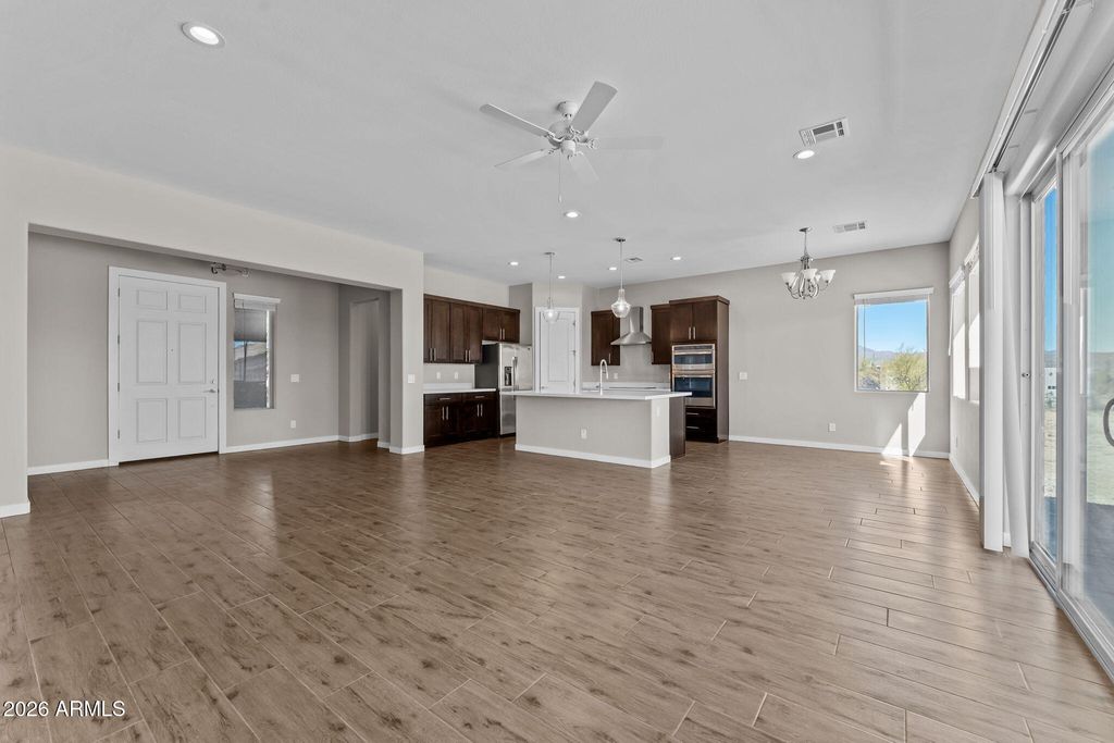 Image 10 of property listing at 35112 N 141ST Place, Scottsdale, AZ 85262