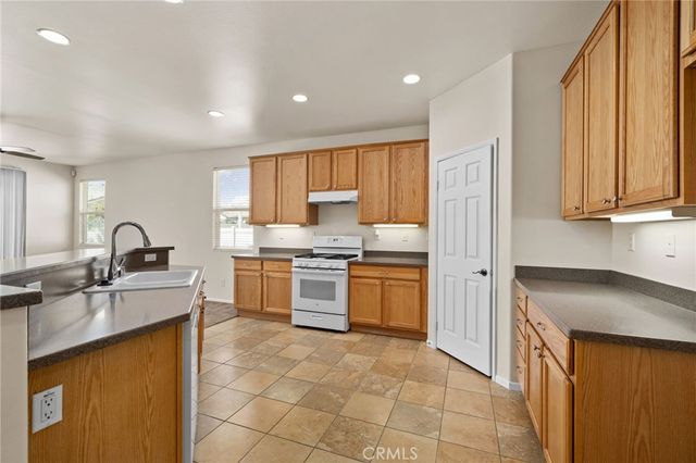 11847 Galewood, Adelanto, CA 92301