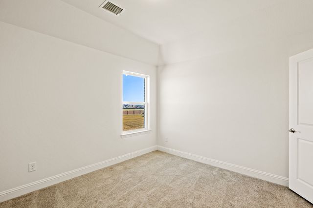 203 Yaupon Holly Street, Lavon, TX 75166