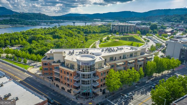 4 Cherokee Boulevard, Chattanooga, TN 37405