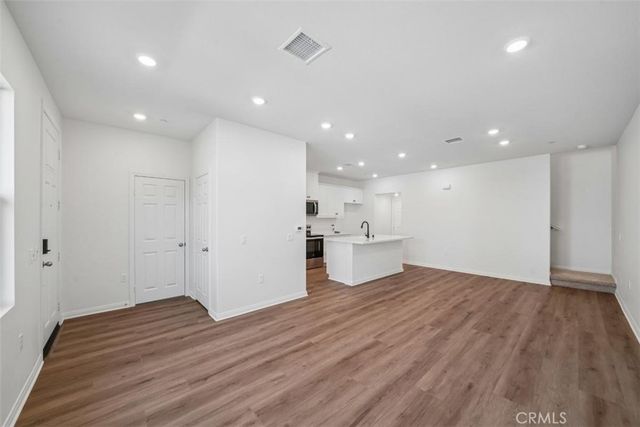 4271 E Carmel Privado, Ontario, CA 91761