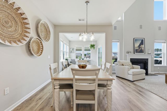 123 Lakelyn Road, Moncks Corner, SC 29461