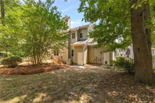 55 Park Village Lane, Greensboro, NC 27455