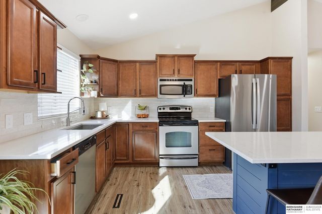 7215 Michelle Avenue, La Vista, NE 68128