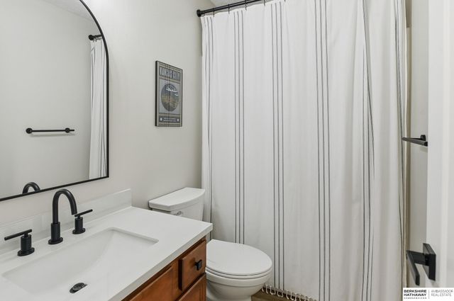 7215 Michelle Avenue, La Vista, NE 68128