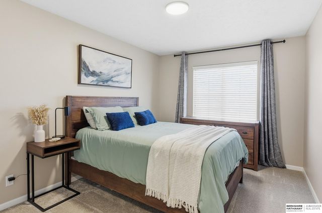 7215 Michelle Avenue, La Vista, NE 68128