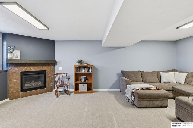 7215 Michelle Avenue, La Vista, NE 68128