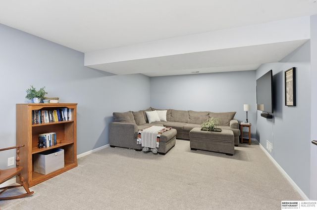 7215 Michelle Avenue, La Vista, NE 68128