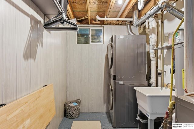 7215 Michelle Avenue, La Vista, NE 68128