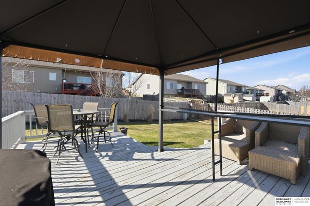 7215 Michelle Avenue, La Vista, NE 68128