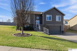 7215 Michelle Avenue, La Vista, NE 68128