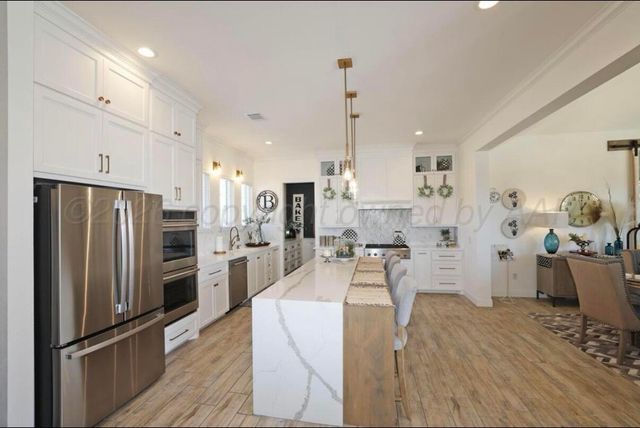 9403 STONECREST Drive, Amarillo, TX 79118