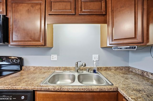 7676 Ironbridge Court, Florence, KY 41042