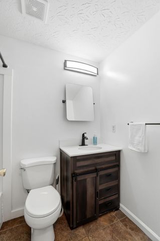 7676 Ironbridge Court, Florence, KY 41042