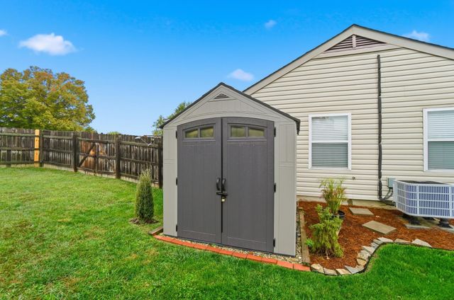 7676 Ironbridge Court, Florence, KY 41042