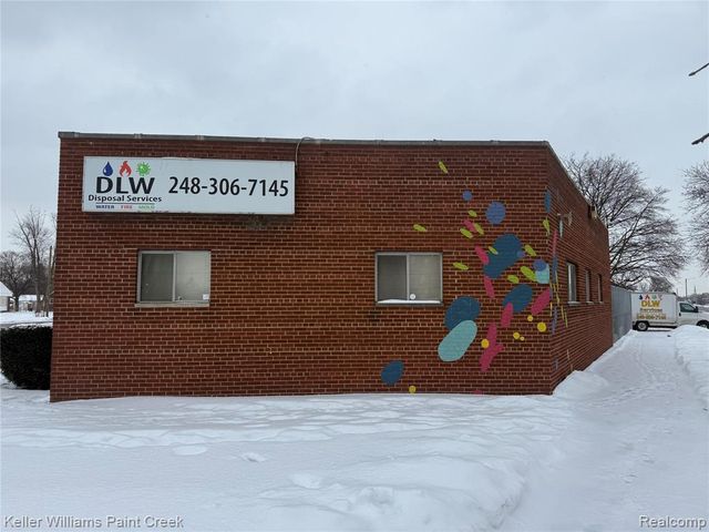 10575 Morang Drive, Detroit, MI 48224