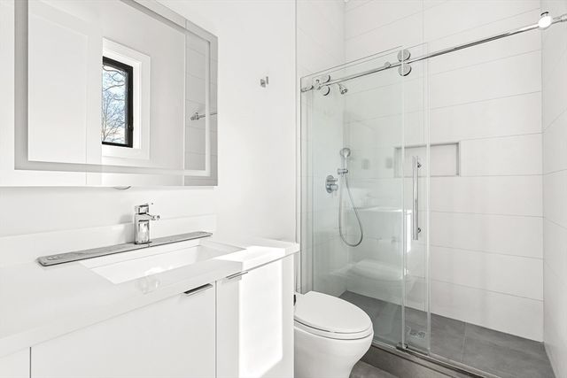 180 Allen Ave, Newton, MA 02468