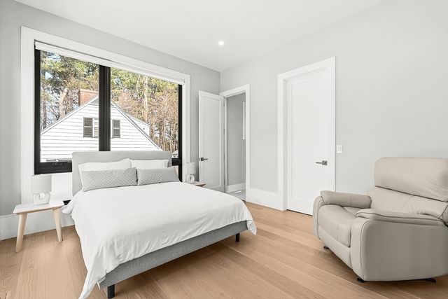 180 Allen Ave, Newton, MA 02468