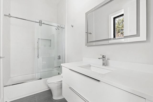 180 Allen Ave, Newton, MA 02468