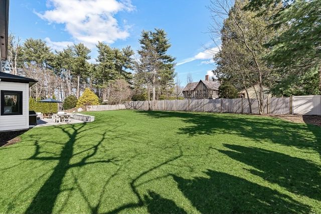 180 Allen Ave, Newton, MA 02468